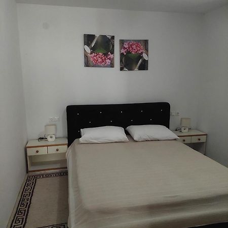 Apartments Ivana Diklo 扎达尔 外观 照片