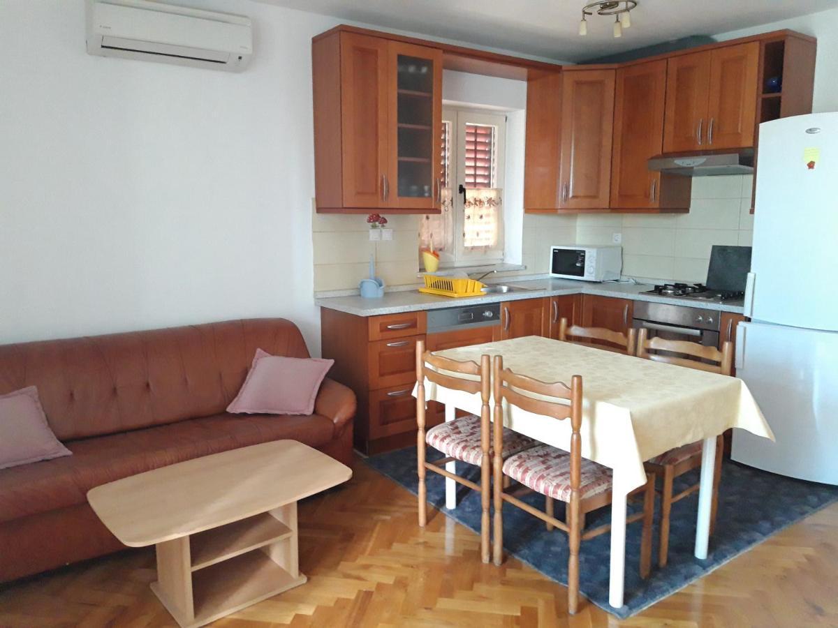 Apartments Ivana Diklo 扎达尔 外观 照片